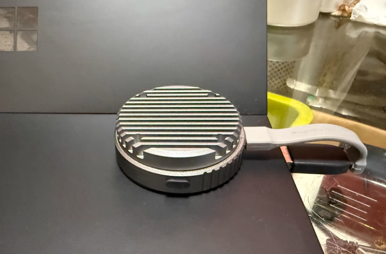 MagSafe Mini SSD Case